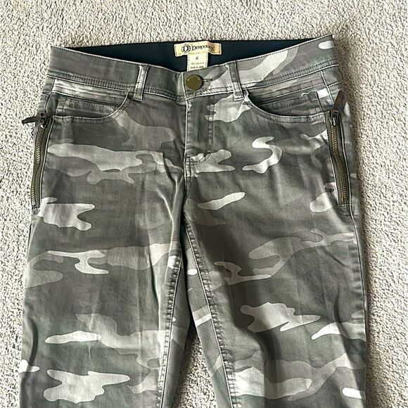 Democracy Camouflage Skinny Jeans with Ab Solution Technology - Picture 3 of 9